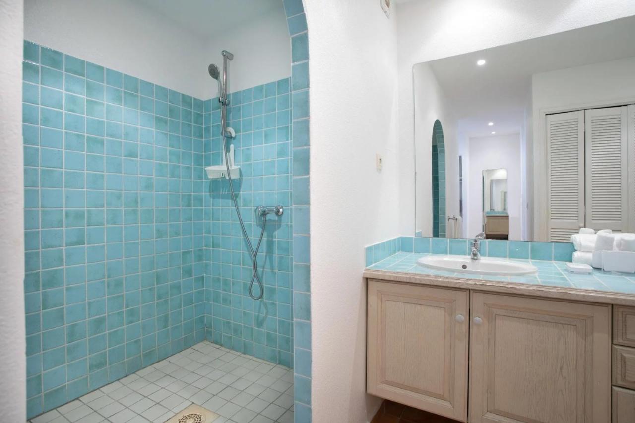 Blue Bo Appartement Orient Bay Buitenkant foto
